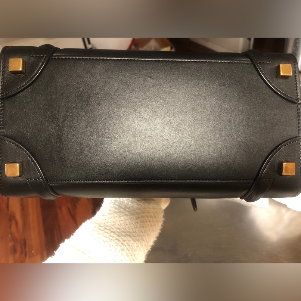 CELINE MICRO LUGGAGE HANDBAG IN SMOOTH CALFSKIN BLACK - Picture 12 of 15